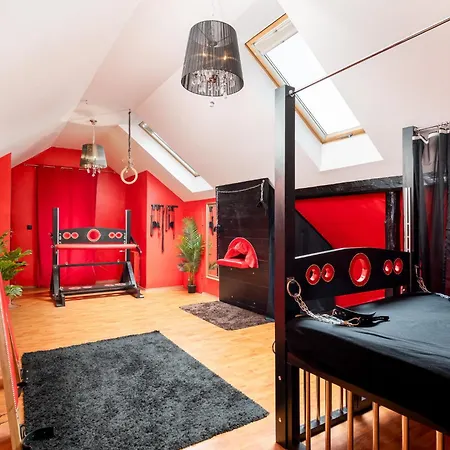Pandora's Loft *