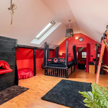 Yetişkin Oteli Pandora's Loft